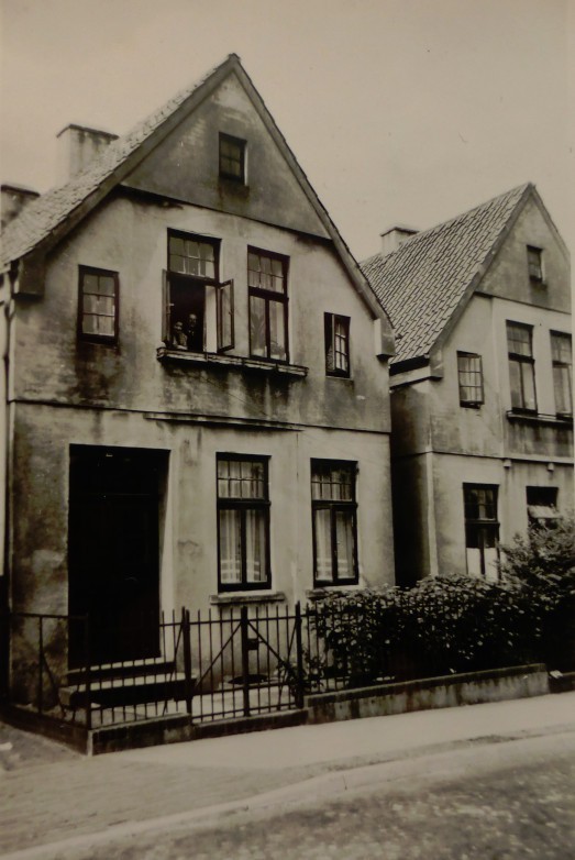 Das Urlaubsziel: das Wohnhaus Kirchheide 73 in den 1950ern Heute ist die Fassade umgestaltet. Bildvorlage: Privat 