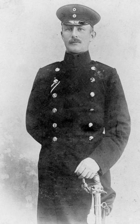Schneidig: Lettow-Vorbeck als junger Hauptmann im Jahre 1904. Quelle: Bundesarchiv Koblenz