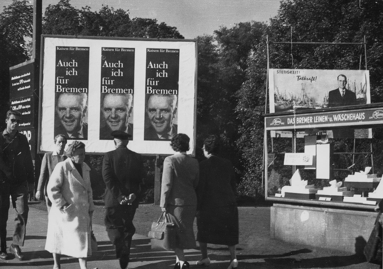 Überall Plakate, aber mit System: Im Wahlkampf 1959 setzte die SPD auf neue Methoden. Bildvorlage: Staatsarchiv Bremen 